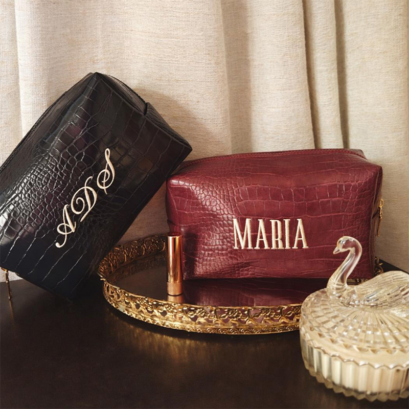 Travel Accessories Ideas - Borsa per il Trucco Ricamata in