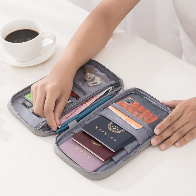 Porta Passaporto Familiare, Po - Travel Accessories Bag For Women recensione e prezzo