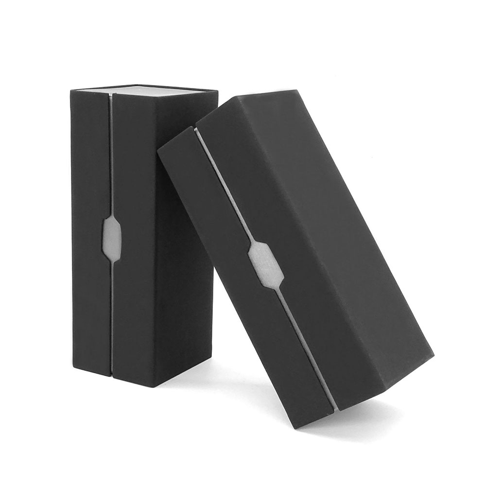 Custodia per occhiali in pelle - Travel Accessories Ideas recensione e prezzo