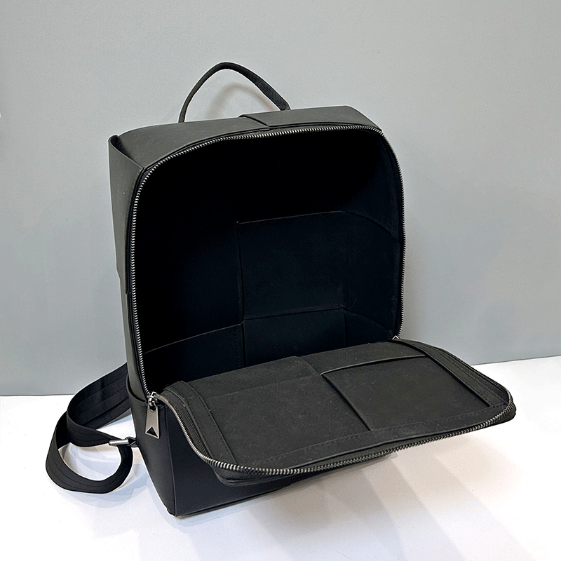 Zaino da Viaggio in Pelle Intr - Travel Accessories Leather recensione e prezzo