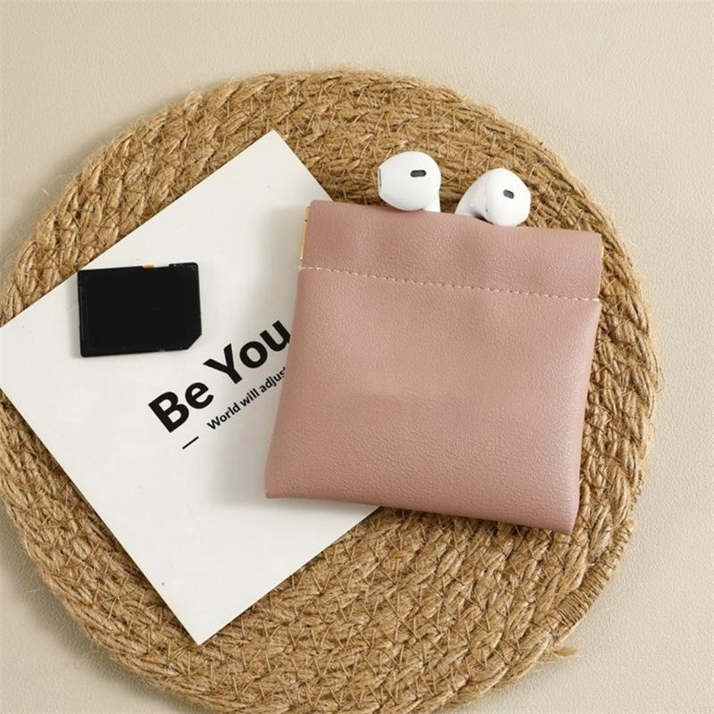 Custodia per accessori imperme - Travel Accessories Display recensione e prezzo