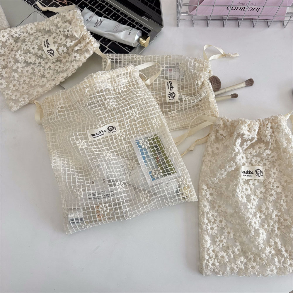 Borsa per il Trucco in Pizzo R - Travel Accessories Bag recensione e prezzo