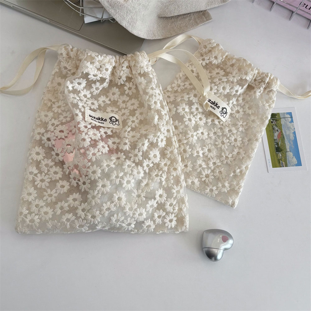 Borsa per il Trucco in Pizzo R - Travel Accessories Bag recensione e prezzo